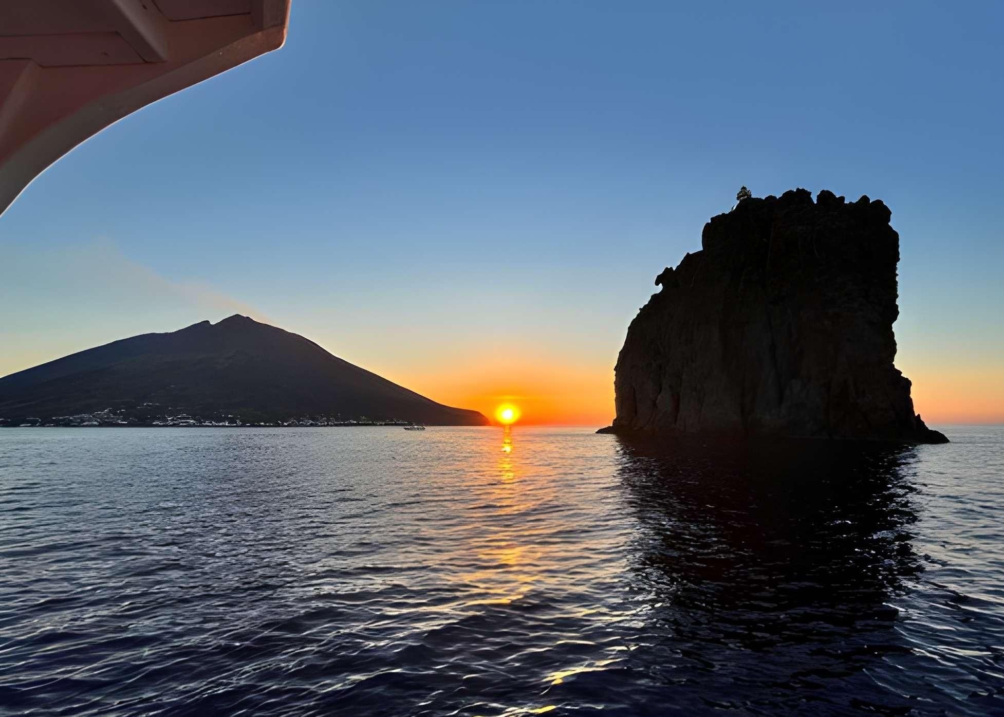 Ab Lipari: Panarea und Stromboli Kreuzfahrt mit Zwischenstopps
