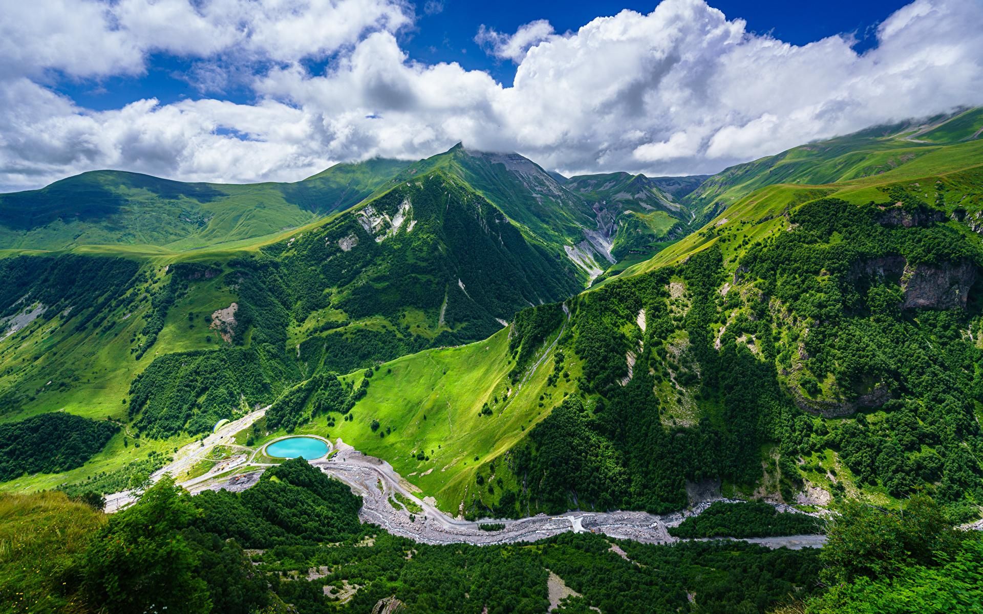 Tour nach Gudauri und Stepanzminda, einschließlich Jeeptour nach Gergeti