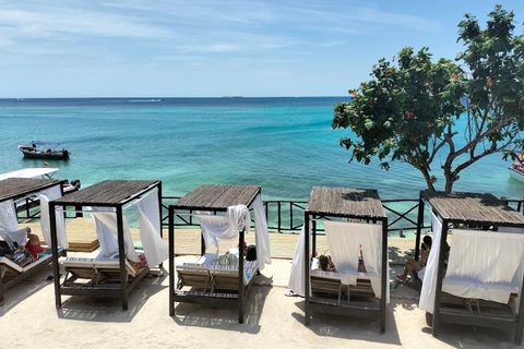 Cartagena: Sol y Papaya Beachclub - Daytour in Isla Grande!