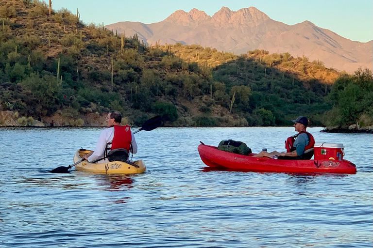 Phoenix/Mesa: Guided Kayaking Trip on Saguaro Lake Phoenix and Mesa: Guided Trip on Saguaro Lake