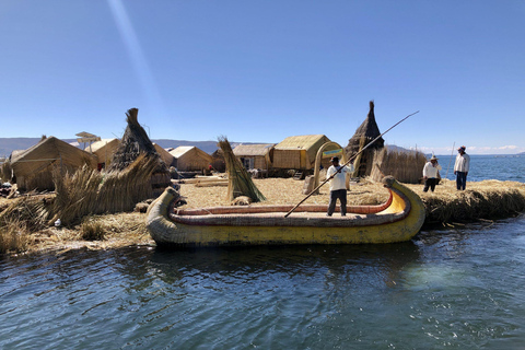 Arequipa: transfer van Chivay naar Puno met panoramische en culturele uitzichten.