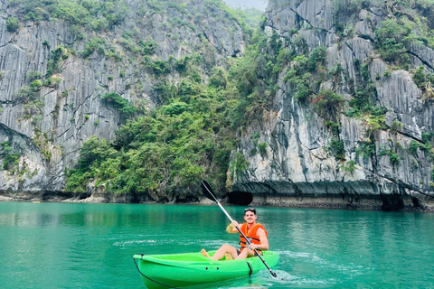 2-tägige Ha Long Bay Island Cruise Tour mit einem 3-Sterne-Kreuzfahrtschiff
