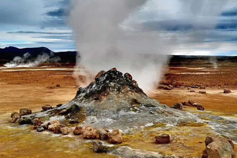 Private Diamond Circle Tour from Akureyri