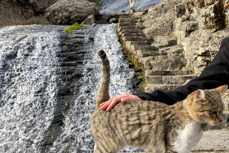 Yerevan: 2-Day Waterfalls and Nature Tour