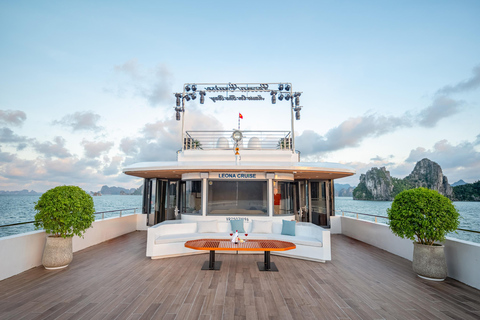 Leona Dinner Cruise – Evening Cruise in Ha Long Bay