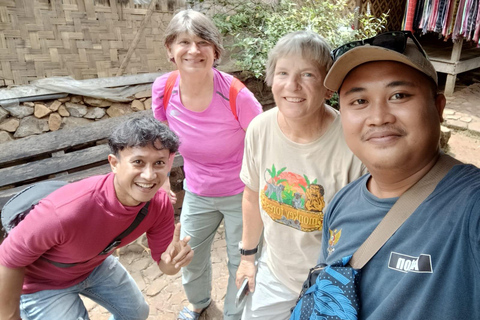 Von Jakarta aus: Tagestour zum Baduy-Stamm mit Mittagessen