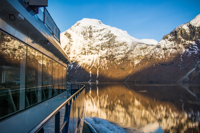 From Ålesund: Winter Fjord Cruise to Geirangerfjord