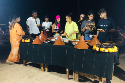 Deserto di Marrakech: Cena spettacolo al tramonto nel deserto di Agafay