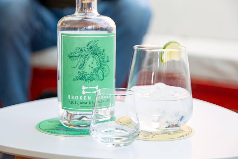 Ljubljana: Gin Tasting Boat Tour on the Ljubljanica River