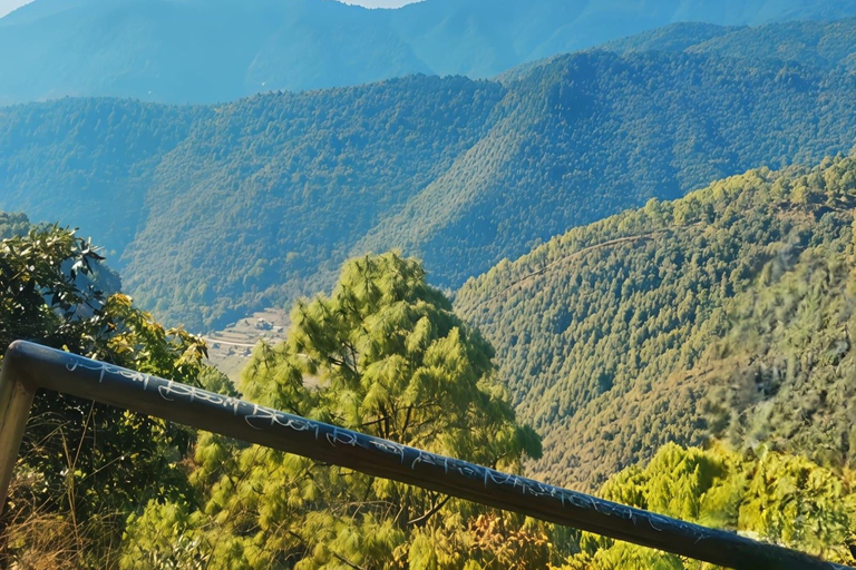 Champadevi: Hiking Tour with Kirtipur, Newari Lunch & Spa