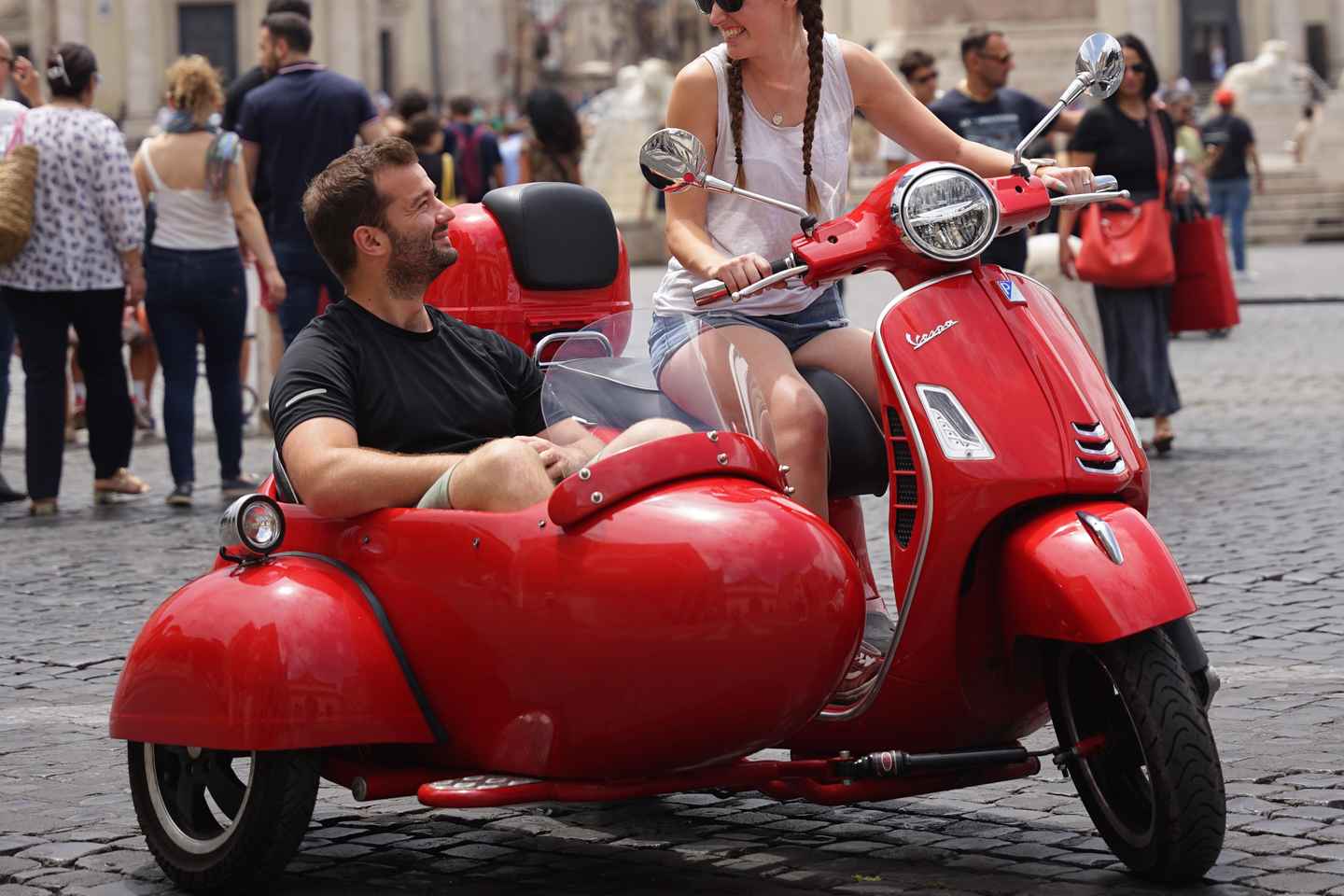 Rome Vespa Sidecar Tour: 90-Minute Panoramic Experience - Sidecar Seat for Every Guest