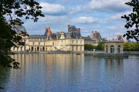 From Paris:Château de Fontainebleau&amp;Vaux-le-Vicomte PrivateFrom Paris:Château de Fontainebleau &amp;Vaux-le Vicomte Private