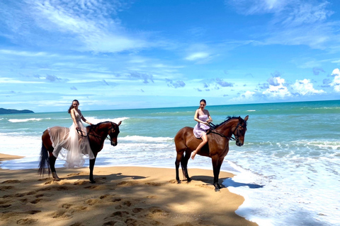 Strandpaardrijden in Phuket