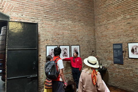 Santiago: Pueblito Los Dominicos & Cousiño Macul Winery