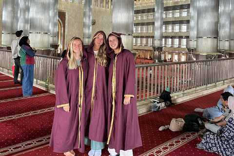 Tour in scooter della città di GiacartaTour della città in scooter a Giacarta