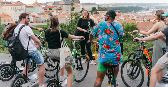 Prague: E-Scooter Grand City & Panoramas Small-Group Tour