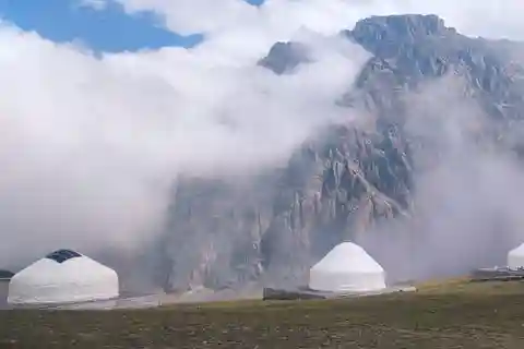 Almaty: Tour escursionistico della montagna Shymbulak con giro in funivia