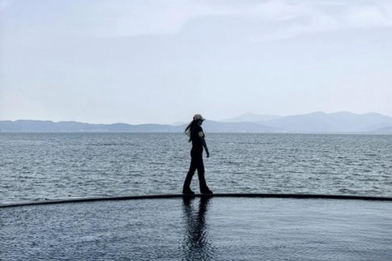 Shanghai: Huzhou Taihu Lake Views & Paddling Day Trip
