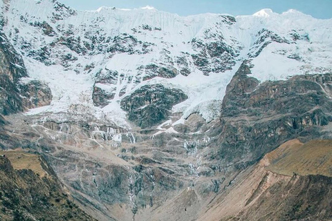 From Ollantaytambo or Urubamba: Humantay Lake Hike
