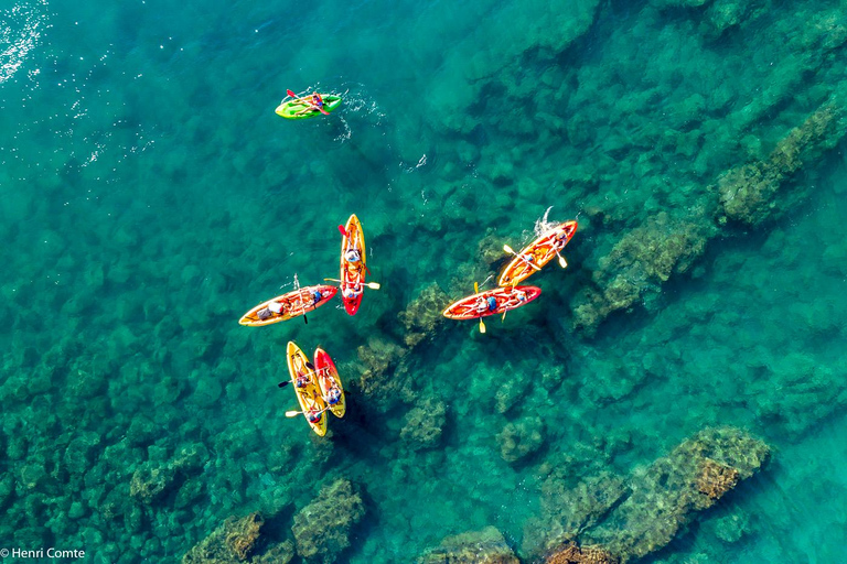 Guided Sea Kayaking Tour in Cap d'Agde – Volcanic Cliffs