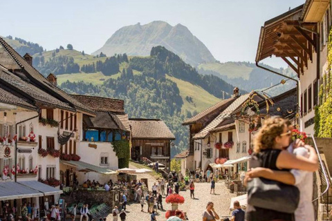 Depuis Bâle : excursion d&#039;une journée à Gruyères avec château et laiterie de spectacle.