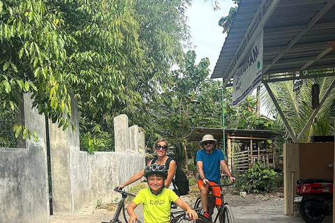 Yogyakarta: Cooking Class & Countryside Bike Tour with Lunch