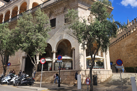 Palma: Old Town Guided Tour with Cathedral Skip-the-Line