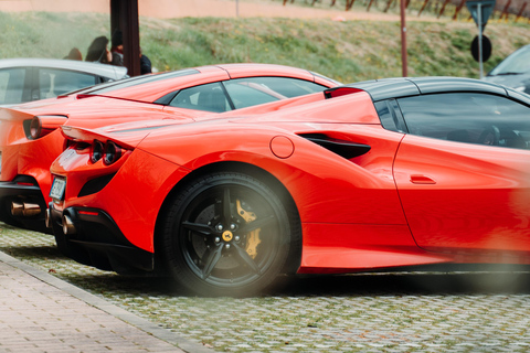 Florencia: Piloto de Pruebas de Ferrari con un Instructor PrivadoRuta de 32 km