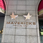 Tour privado de clubes nocturnos: Cubaña Bar & Maverick en Ciudad del Cabo