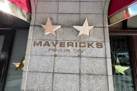 Visite privée d'une boîte de nuit : Cubaña Bar & Maverick au Cap