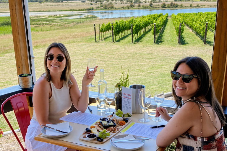 Hobart: Full Day Coal Valley Wine and Food Tour with Lunch