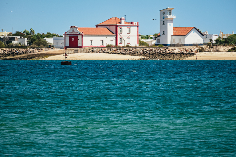 Faro: Båttur med katamaran till ön Deserta och ön FarolFaro: Katamaran-utflykt till Ilha Deserta och Ilha do Farol