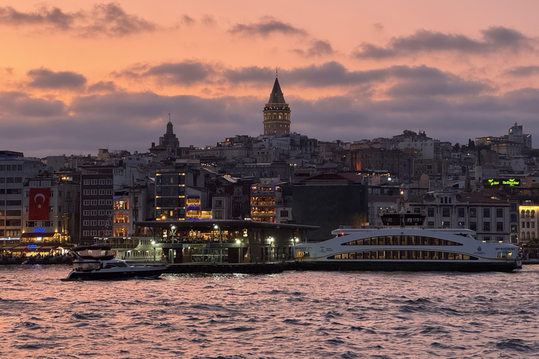Explore Istanbul: Daily Scenic 2-Hour Bosphorus Cruises Sunset Cruise