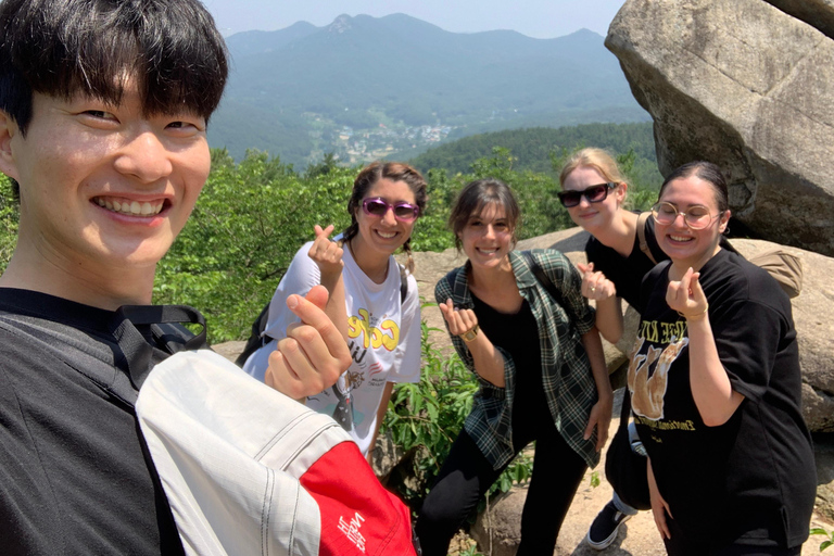 Wandern und Trinken in der Küstenstadt