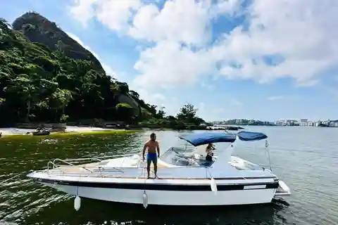 Visite privée en hors-bord à Rio de Janeiro