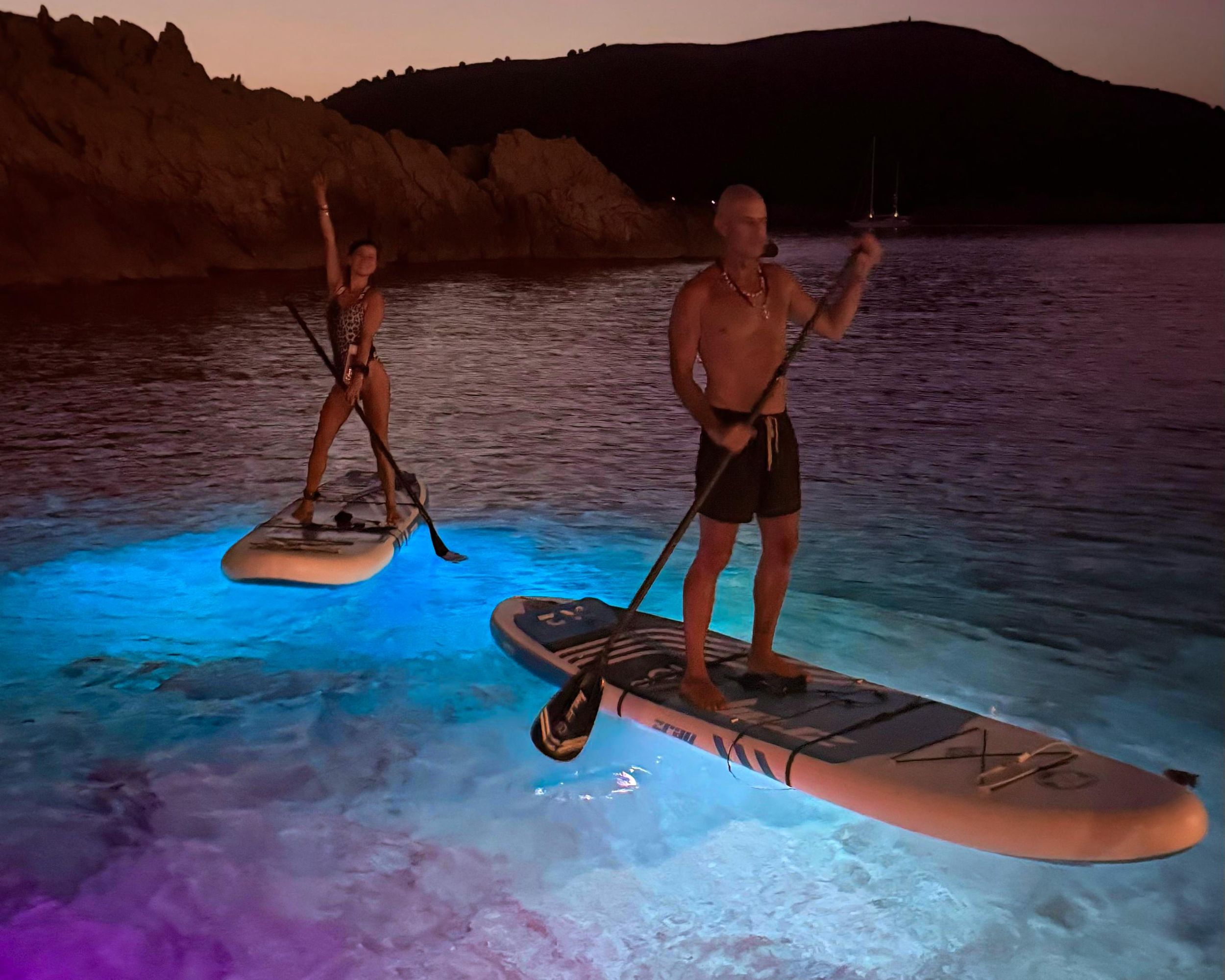 Cala Ratjada: Stand-up-Paddle-Tour mit Lichtern am Abend