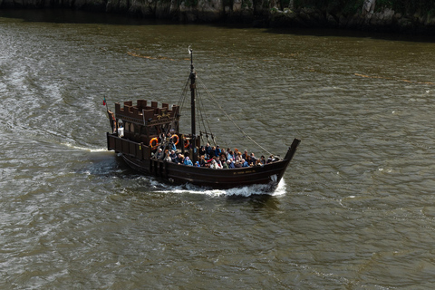 Porto: crociera su una nave pirata sul fiume Douro