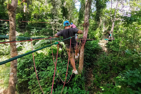 Phuket: Jungle Xtrem Avonturen en Zipline ParkAvontuur voor gevorderden met 45 platforms