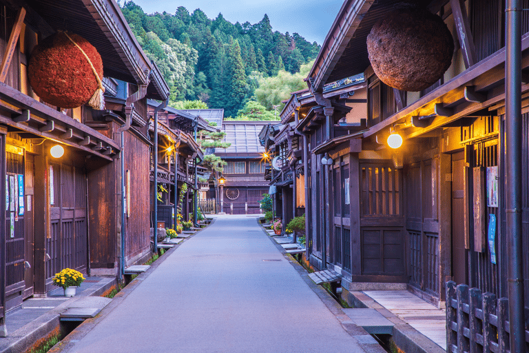 Shirakawago en Takayama 1 daagse bustour vanuit Nagoya