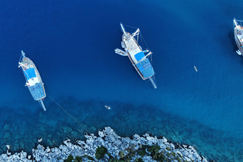 4 Days 3 Nights Gulet Blue Cruise: From Fethiye to Olimpos 4 Days 3 Nights Gulet Blue Cruise: From Fethiye to Olimpos