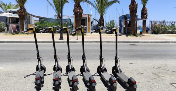 Rethymno: e-Scooter tour on the old and new town