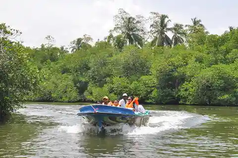 Recorrido por la ciudad de Bentota desde Unawatuna