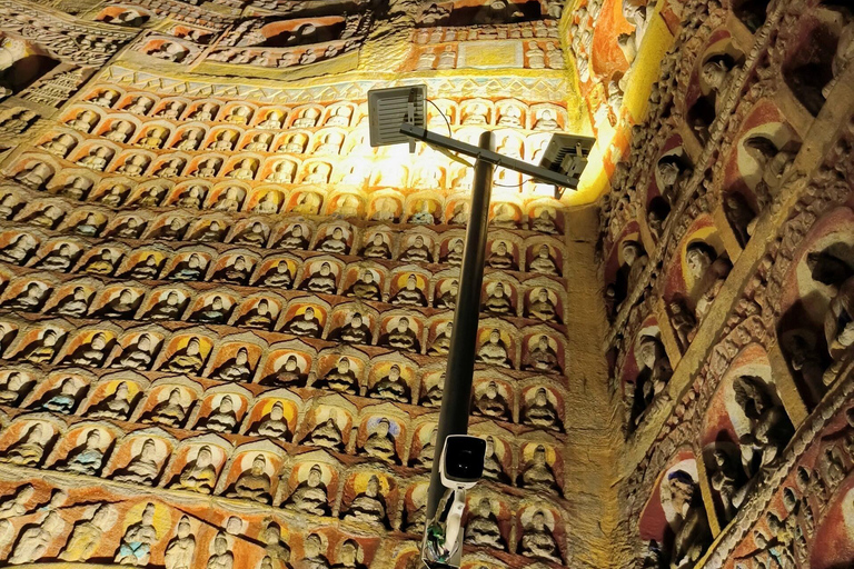 Datong Yungang Grottoes Hanging Temple Pagoda di legno in auto