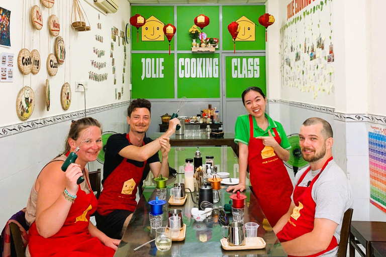 Da Nang: Coffee Making Class and Banh Mi Class