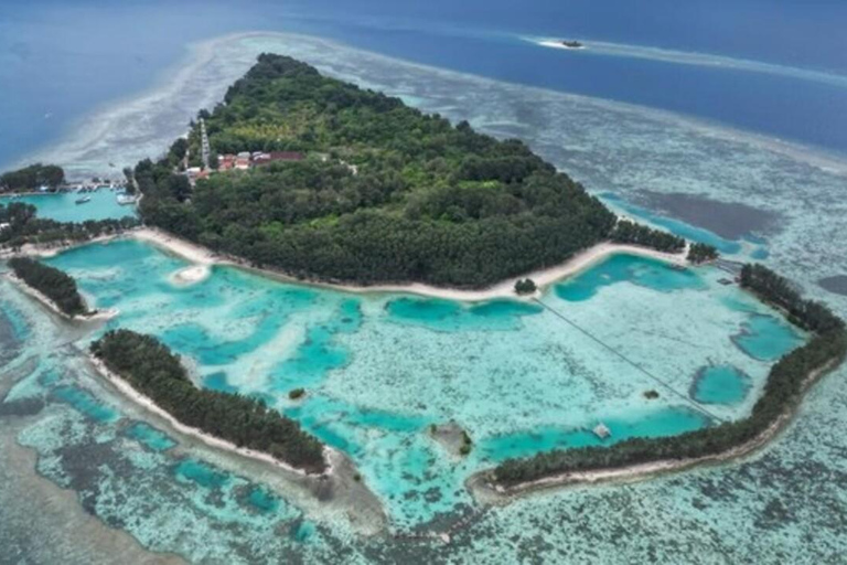 Jakarta : Excursion d&#039;une journée sur l&#039;île d&#039;Asha avec canoë et planche à pagaie