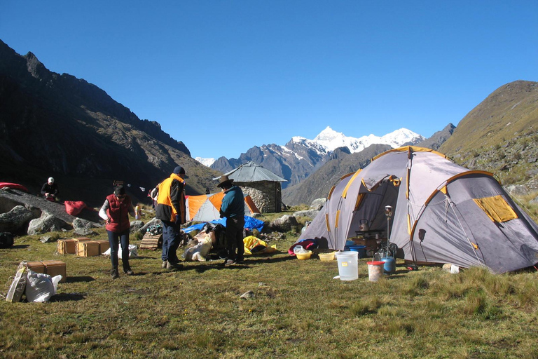 Huaraz: 8-tägige Alpamayo Wanderexpedition