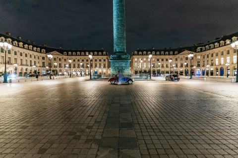 Découvrez Paris de nuit à bord d’une voiture d’époqueLes lumières de Paris à bord d’une 2 CV d’époque