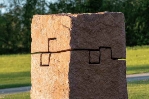 San Sebastian: Private Walking Tour & Chillida Museum Pick-up and drop-off (English)