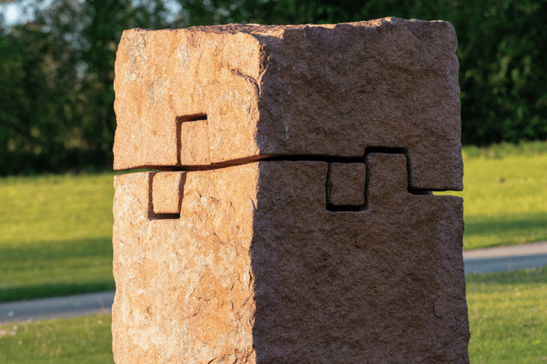 San Sebastian: Private Walking Tour & Chillida Museum Pick-up and drop-off (English)