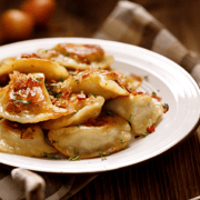 Warsaw: Hidden Gems Food and Culture Tour for Small Groups